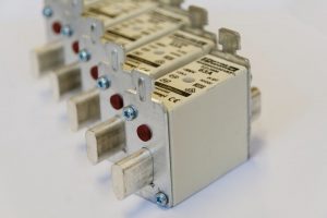 proveedores de componentes electrónicos